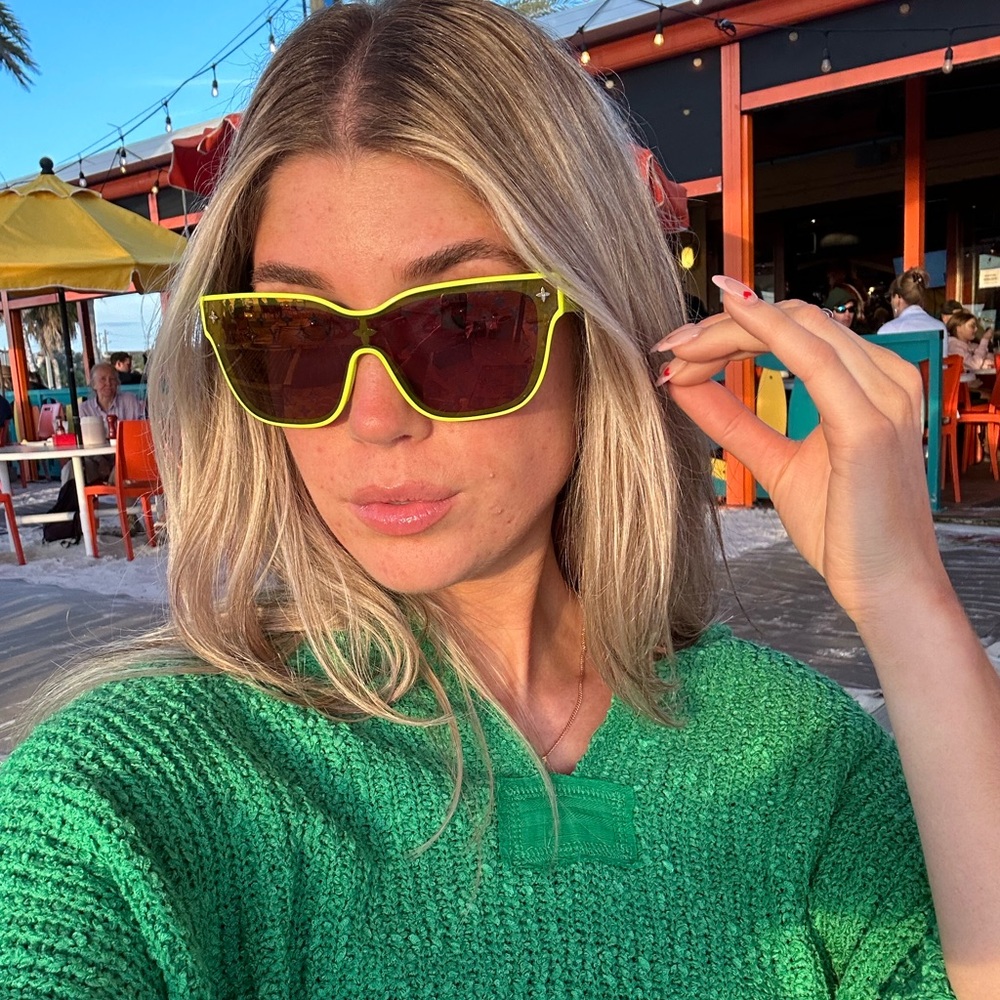 LOUIS VUITTON NEON LV SHADOW SQUARE SUNGLASSES - Picture 9 of 9